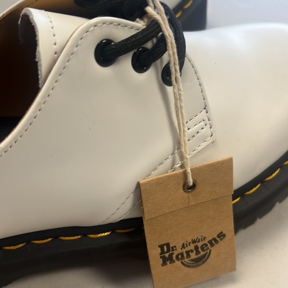 DR AIR WAIR Martens  1461 Quad Eur 41 Us L9  New